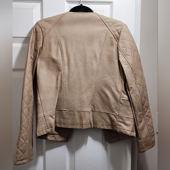 Jacket/coat - Picture 2 of 2